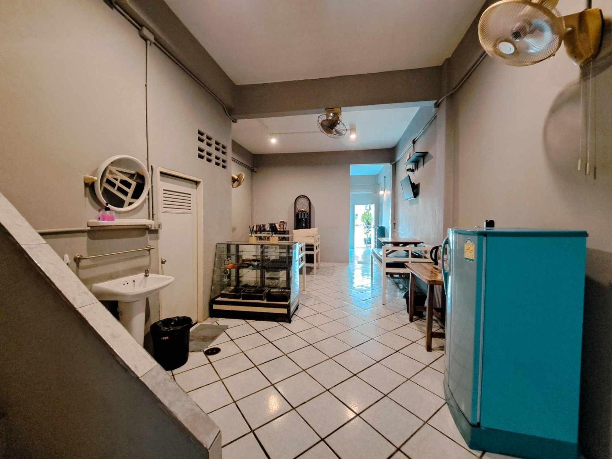 8 Sleeper Street Guesthouse Krabi town Extérieur photo